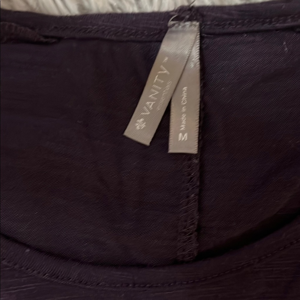 ♥️ Purple Ruched Blouse with 3/4 Sleeves and Embellishments - Picture 2 of 2